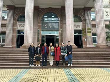 说明: D:\司法鉴定（j9集团国际）\2023年司法鉴定项目材料\网页维持材料\孟滟所长一行.jpg